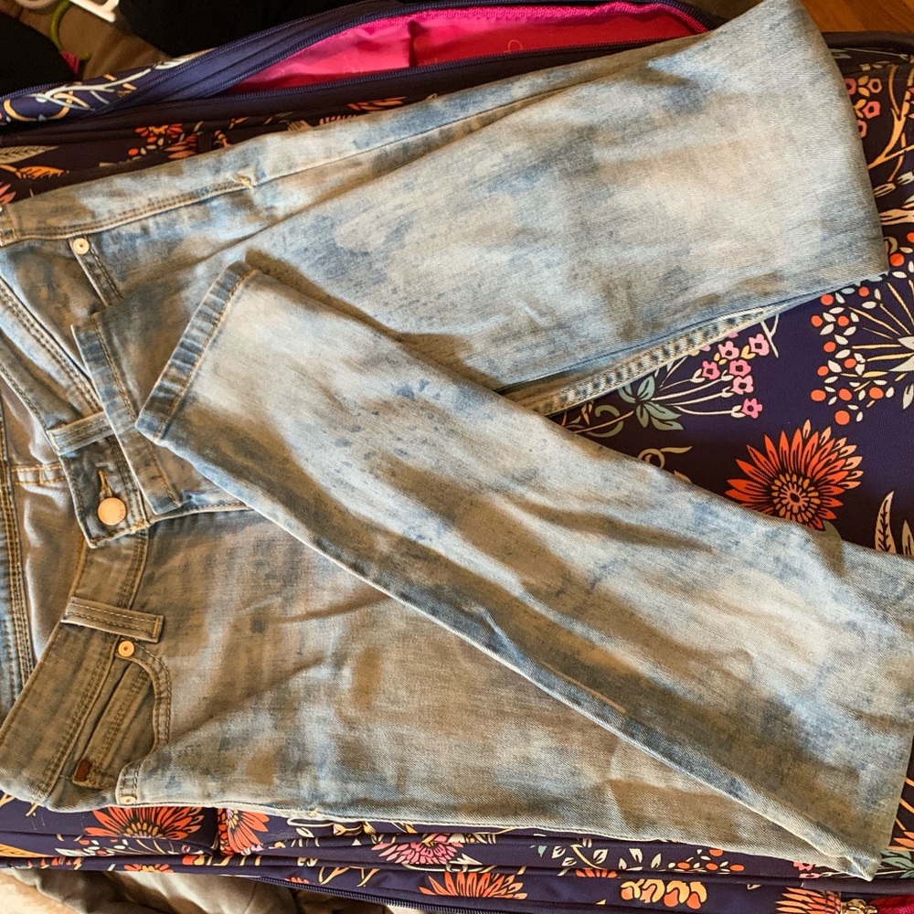 Levi jeans